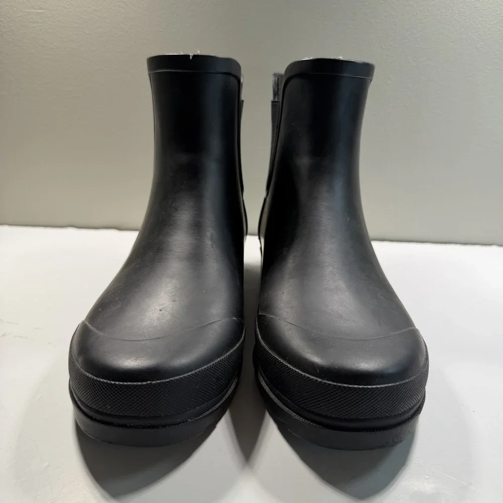 J.Crew Black Chelsea Rain Boots Size 10 Minimalist Chic